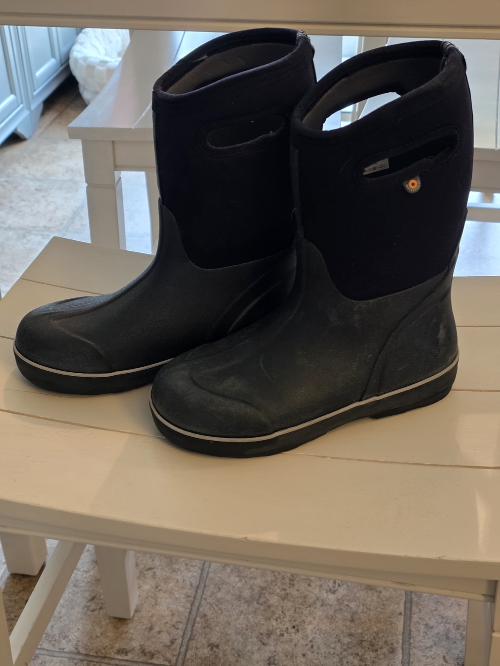Bogg Classic Kids Black Waterproof Pull-On Rain & Snow - Size 6 Boots